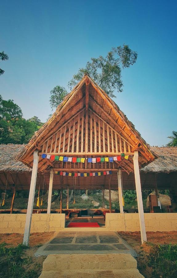 Lazy Panda Hotel ฮัมปี ภายนอก รูปภาพ
